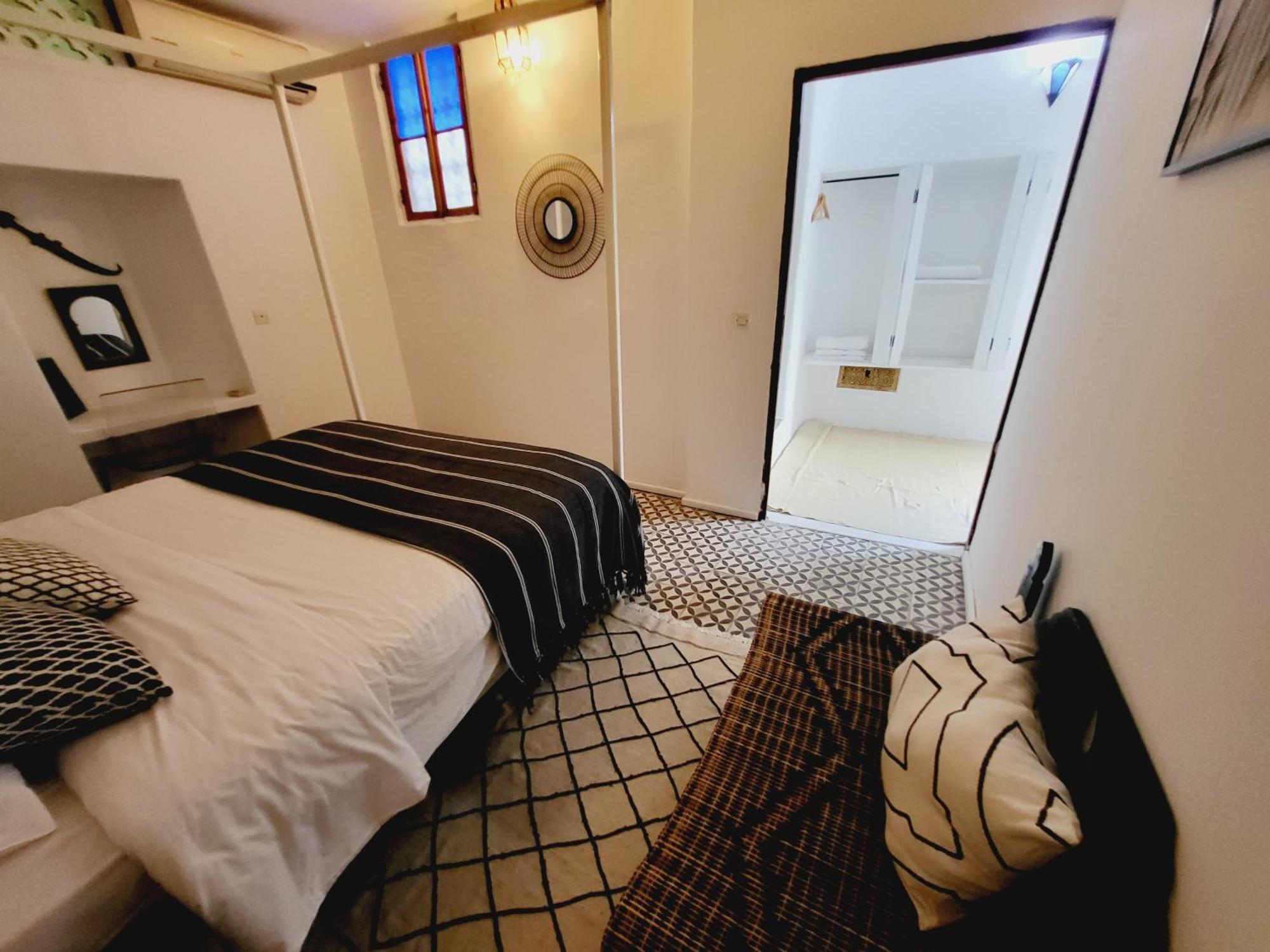 ริอ๊าด ดาร์ นอว์ฟอล Hotel ซาเล ภายนอก รูปภาพ