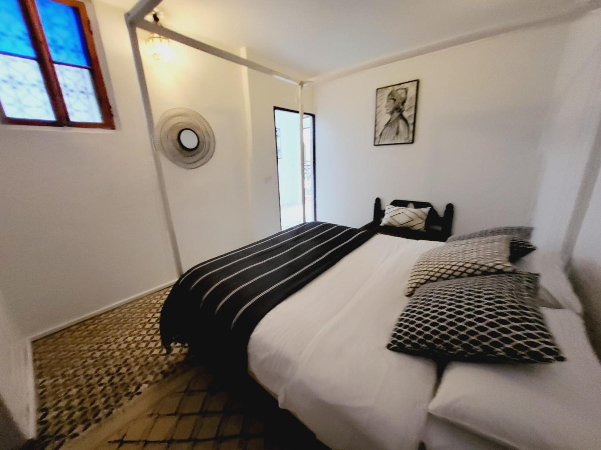 ริอ๊าด ดาร์ นอว์ฟอล Hotel ซาเล ภายนอก รูปภาพ